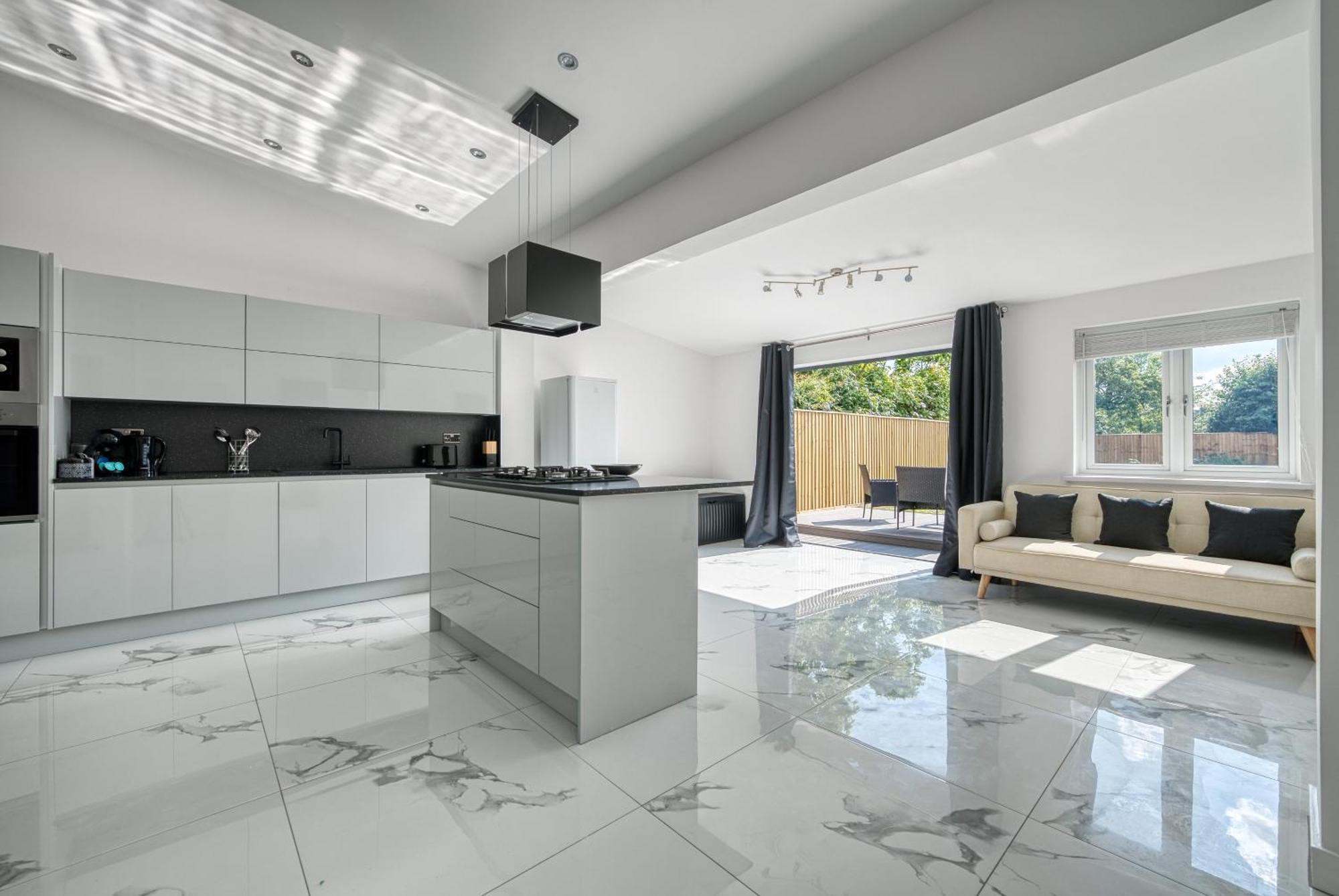 Aryas Homes Oxford - Headington Екстериор снимка